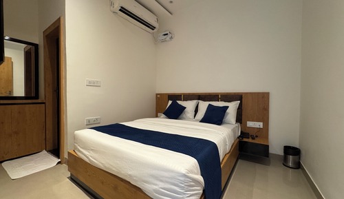 Standard Room, Private Bathroom