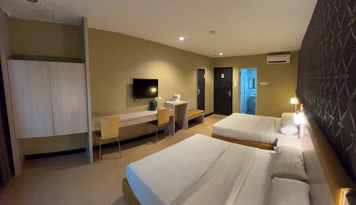 Deluxe Quadruple Room