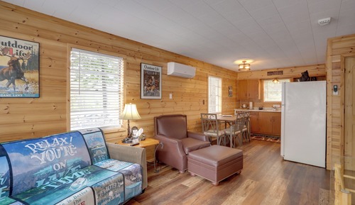 House (2 Bedrooms)
