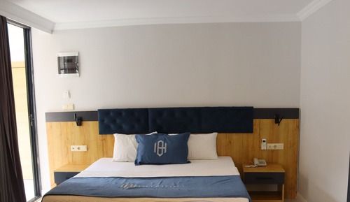 Deluxe Suite, Balcony, Sea View