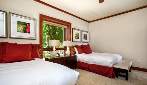 Condo (6 Bedrooms)
