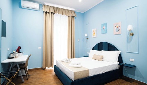 Deluxe Room, Balcony, City View