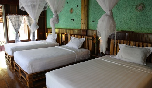 Deluxe Triple Room, Garden View
