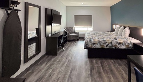 Standard Room, 1 King Bed, Non Smoking