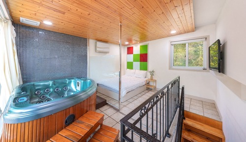 Basic Room, 1 Bedroom (A204 (Private BBQ / Jet Spa))