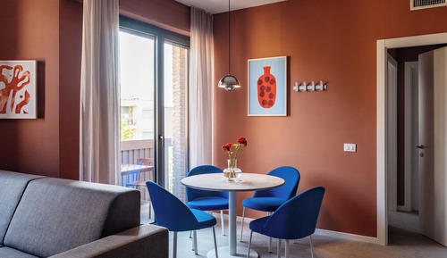  2 Bedroom Apartment, Balcony, Sofa Bed