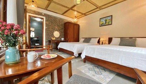 Family Room, Bathtub