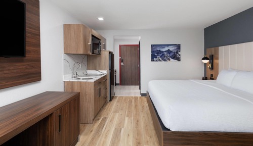 Room, 1 King Bed, Non Smoking