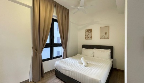 Royal Room