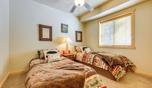 House (2 Bedrooms)