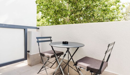 Single Room, Balcony