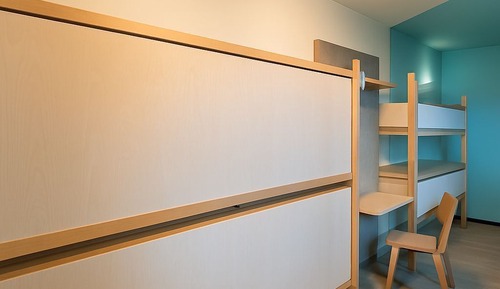 Room, Multiple Beds (Tribu)
