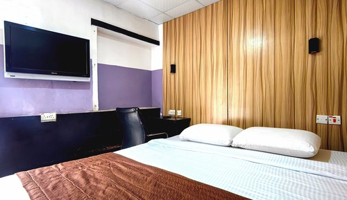 Standard Room, City View
