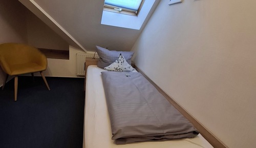Basic Single Room