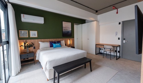 Deluxe Apartment