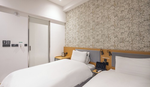 Standard Twin Room
