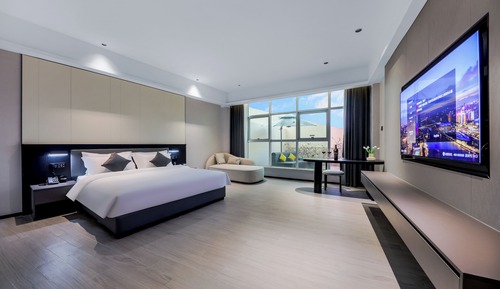 Grand Double Room, Pool View