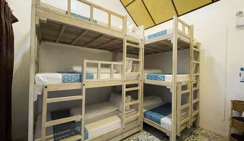 Barkada room