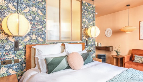 VALADON - Deluxe Balcony Studio