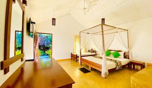 Deluxe Villa, 1 Bedroom, Private Bathroom, Pool View