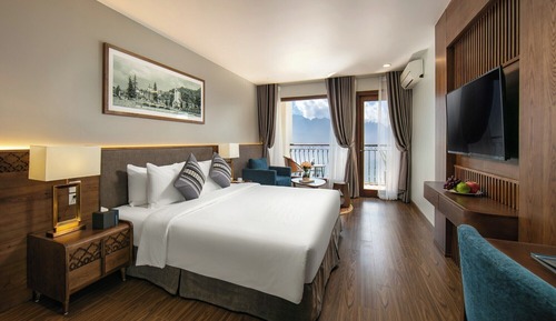Honeymoon Quadruple Room, Mountain View