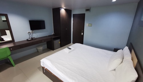 Standard King Room