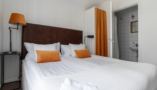 Basic Double Room