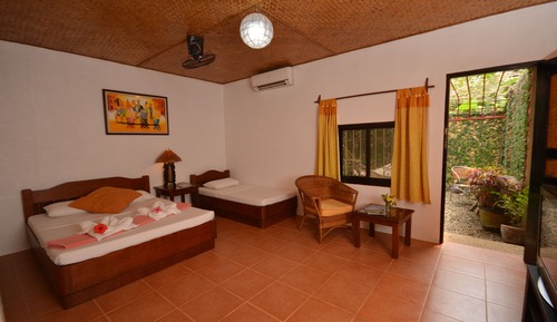 Room, 1 Queen Bed, Garden View