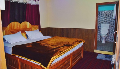 Deluxe Double or Twin Room, Mountain View