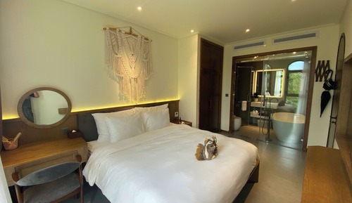Superior Suite, Balcony, Garden View