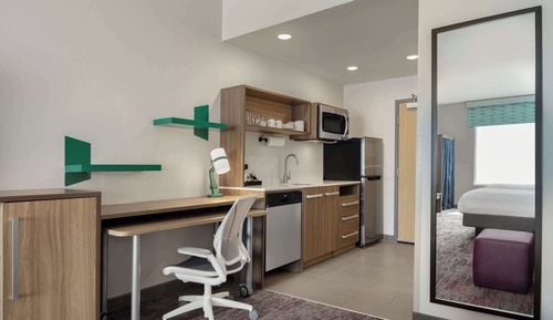Studio Suite, 1 King Bed