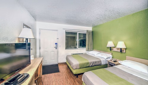 Standard Room, 2 Double Beds, Non Smoking