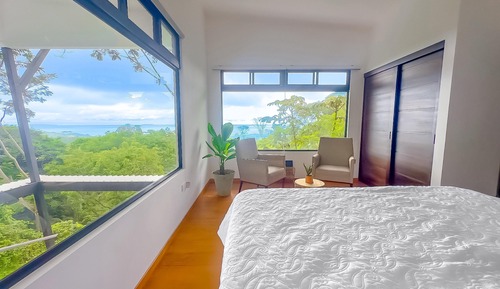 Luxury House, Sea View, Mountainside