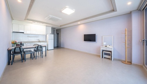 Basic Room, 1 Bedroom (Room 101)