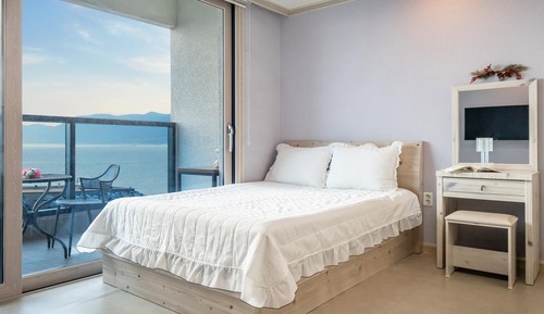 Basic Room, 1 Bedroom (Room 202)