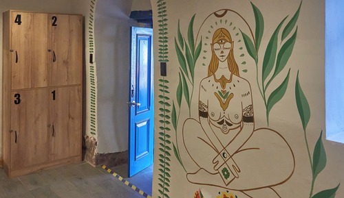 Standard Shared Dormitory, Women only