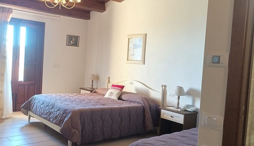 Traditional Triple Room, Sea View