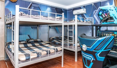 Business Quadruple Room