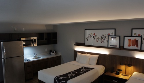 Room, 2 Queen Beds, Accessible, Non Smoking (Mobility, Tub w/ Grab Bars)