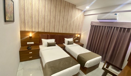 Comfort Studio, 1 King Bed