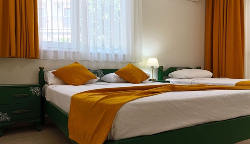 Standard Triple Room, Partial Sea View
