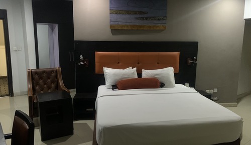 Classic Double Room, City View
