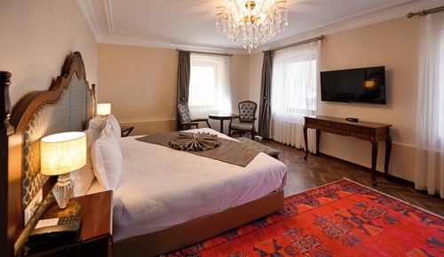Standard Room, City View