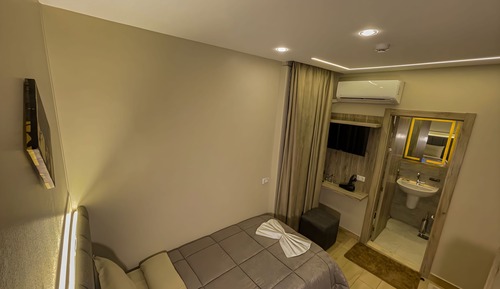 Deluxe Single Room, Balcony, City View