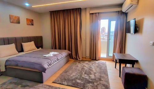 Family Room, 2 Bedrooms, Terrace, City View