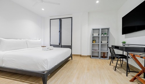 Apartment (3A)