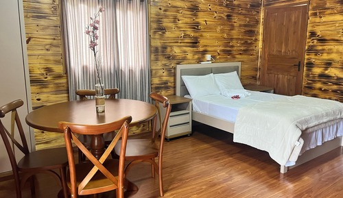 Deluxe Cabin