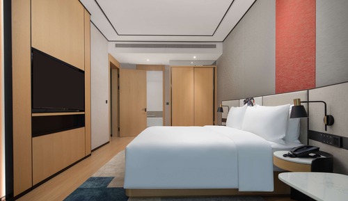 Deluxe Suite, 1 King Bed