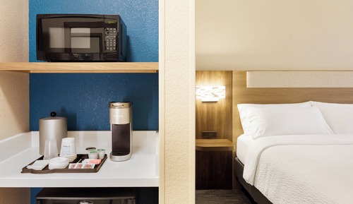 Standard Room, 1 King Bed