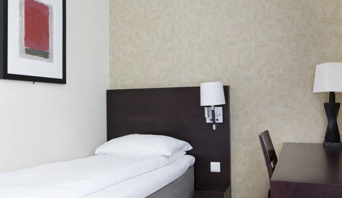 Single Room (Compact)